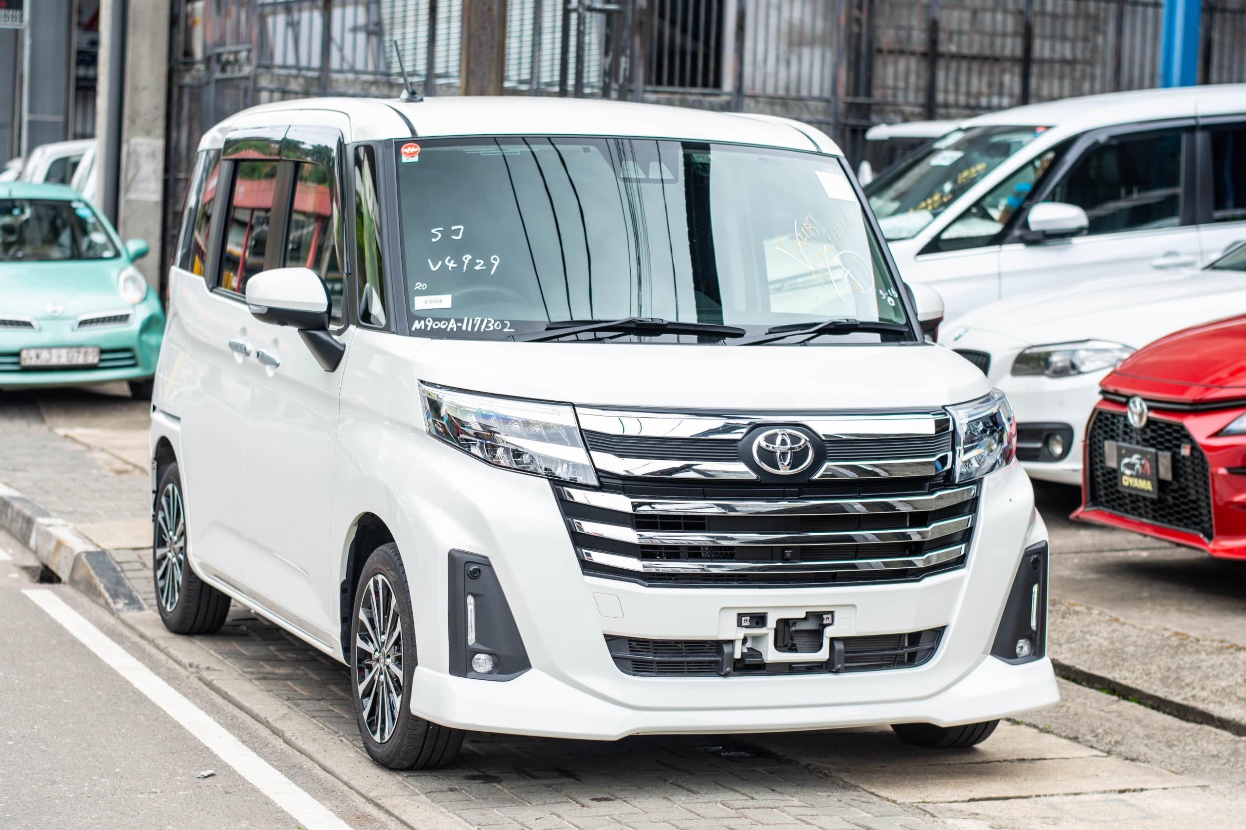 2025 Toyota Roomy Custom GT Turbo